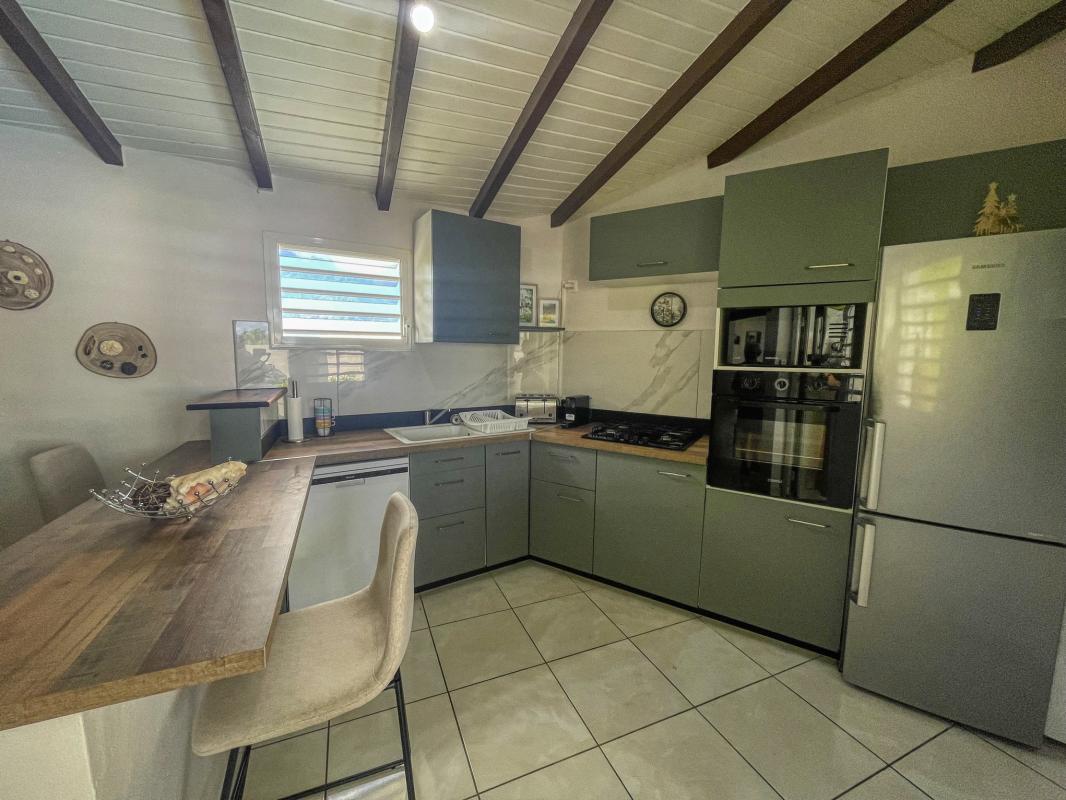 9.Location villa piscine St François Guadeloupe_Cuisine